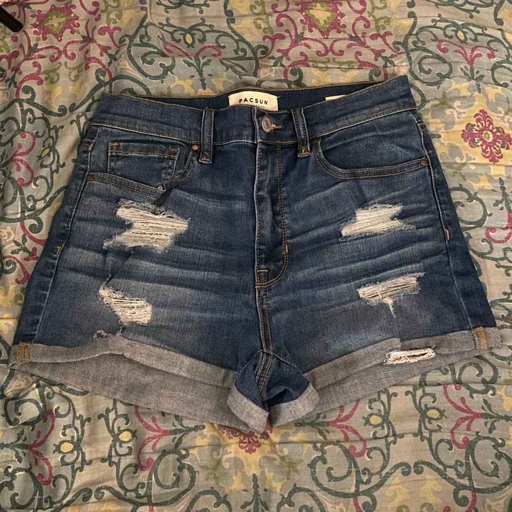 Pacsun “The Shortie” Highwaisted Denim Shorts